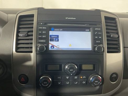 Used 2019 Nissan Frontier SL image 15