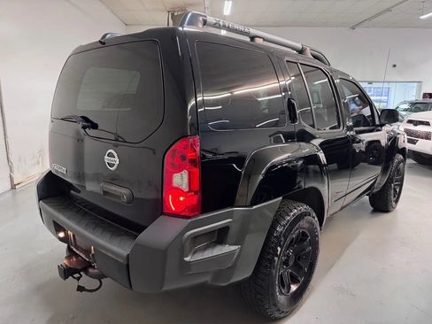 Used 2013 Nissan Xterra X RWD image 3