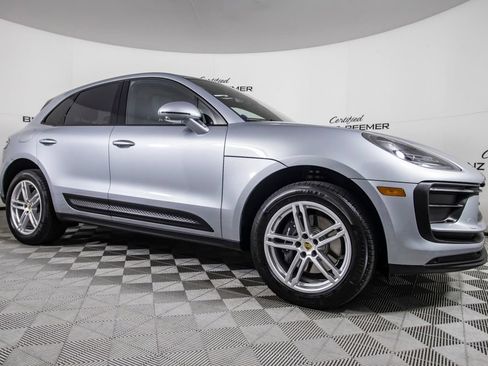 Used 2025 Porsche Macan Turbo AWD/4WD image 2