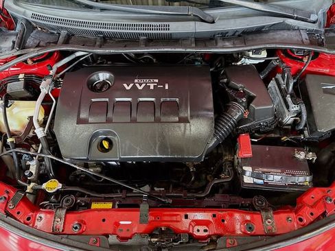 Used 2010 Toyota Corolla LE FWD image 27