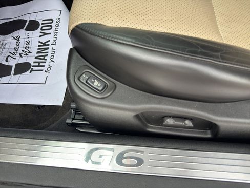 Used 2009 Pontiac G6 GT w/ Sport Package 1 image 13