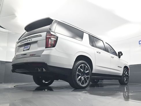 Used 2022 Chevrolet Suburban RST w/ Sport Performance Package AWD/4WD image 47