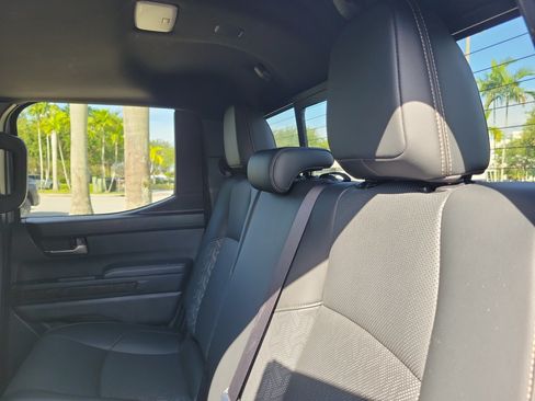 Used 2024 Toyota Tacoma Limited w/ Limited Package (LT) AWD/4WD image 11