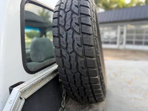 Used 1997 Ford F450 2WD Regular Cab Super Duty image 20