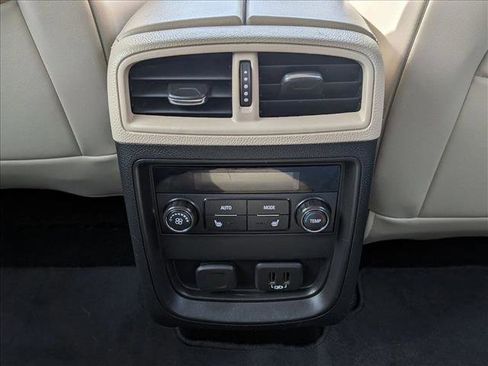 Used 2020 Buick Envision Premium image 19