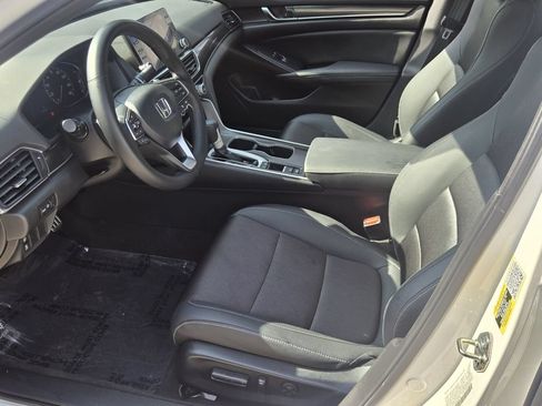 Used 2020 Honda Accord Sport image 10