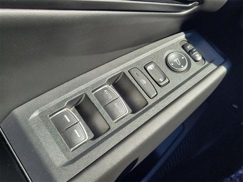 Used 2023 Honda Accord EX image 13