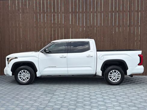Used 2023 Toyota Tundra SR5 w/ SR5 Premium Package AWD/4WD image 14