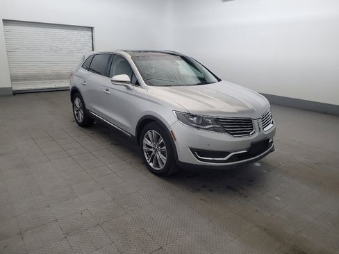Used 2017 Lincoln MKX Reserve w/ Driver Assistance Package AWD/4WD image 13