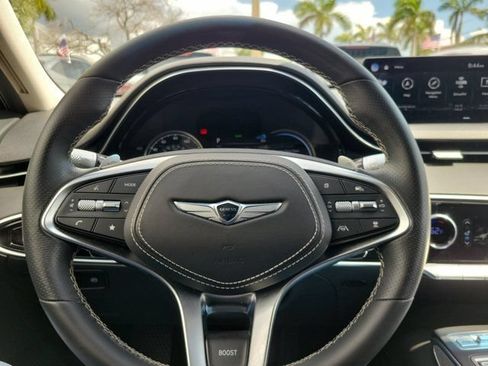 Used 2023 Genesis Electrified GV70 AWD Advance image 21