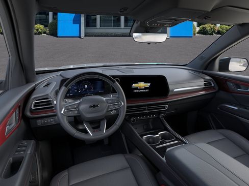 New 2026 Chevrolet Traverse Z71 w/ Enhanced Driving Package AWD/4WD image 15
