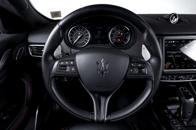 Used 2024 Maserati Levante GT Ultima AWD/4WD image 36