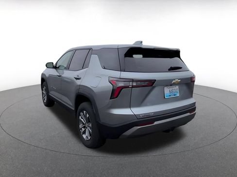 Used 2025 Chevrolet Equinox LT FWD image 10
