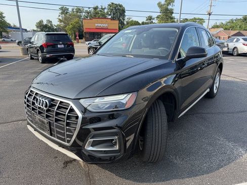 Used 2021 Audi Q5 2.0T Premium w/ Convenience Package AWD/4WD image 2