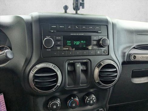 Used 2014 Jeep Wrangler Sport AWD/4WD image 9