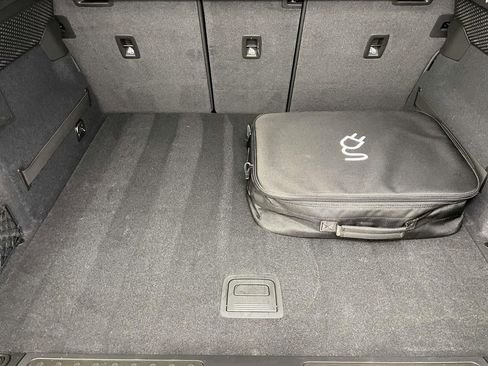 Used 2025 Porsche Macan 4 Electric image 20