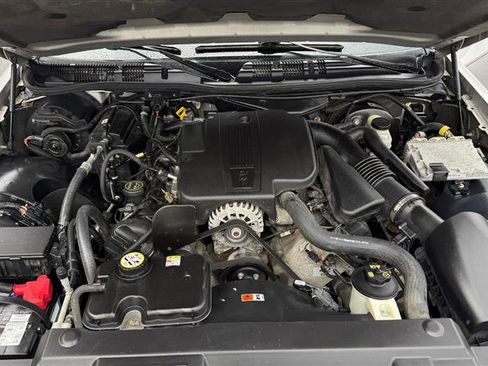 Used 2005 Mercury Grand Marquis LS image 9