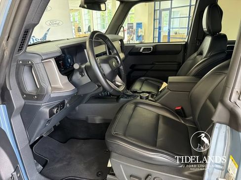 Certified 2025 Ford Bronco Outer Banks AWD/4WD image 11