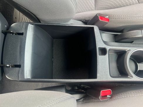 Used 2016 Hyundai Elantra SE FWD image 23