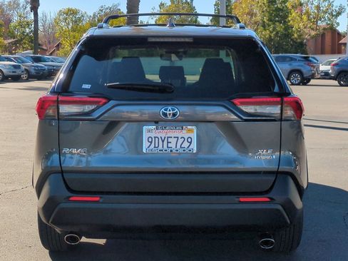 Used 2023 Toyota RAV4 XLE image 6