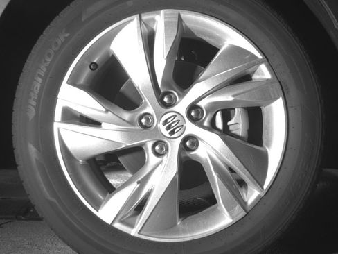 Used 2025 Buick Encore GX Preferred image 13