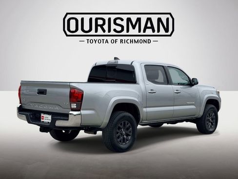 Certified 2023 Toyota Tacoma SR5 AWD/4WD image 22