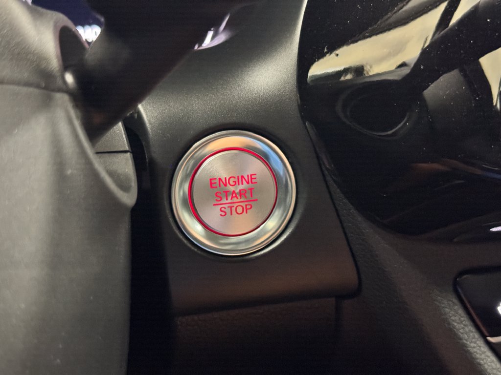Used 2025 Acura ADX AWD image 31