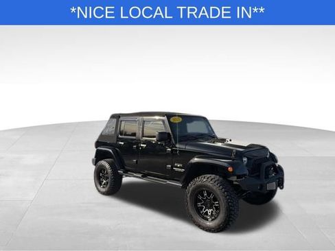 Used 2017 Jeep Wrangler Unlimited Sahara w/ Connectivity Group image 1