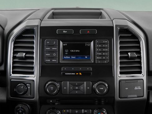 Used 2017 Ford F150 XLT w/ Equipment Group 302A Luxury AWD/4WD image 18