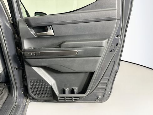 Used 2025 Toyota Tacoma TRD Off-Road image 30