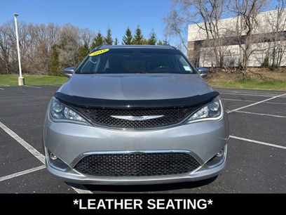 Used 2018 Chrysler Pacifica Limited