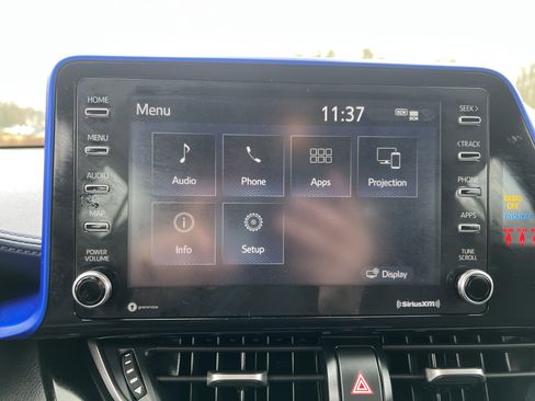 Used 2021 Toyota C-HR LE image 27