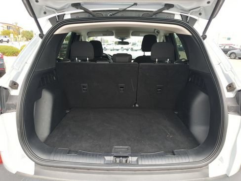 Used 2025 Ford Escape Active AWD/4WD image 27