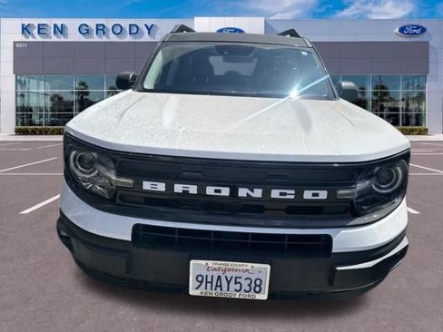Used 2023 Ford Bronco Sport Outer Banks w/ Tech Package AWD/4WD image 3