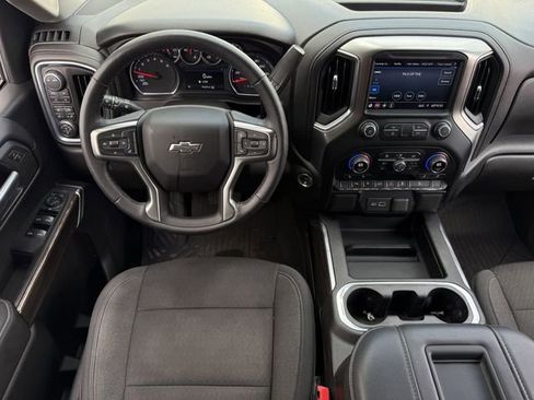 Used 2021 Chevrolet Silverado 1500 LT Trail Boss image 14