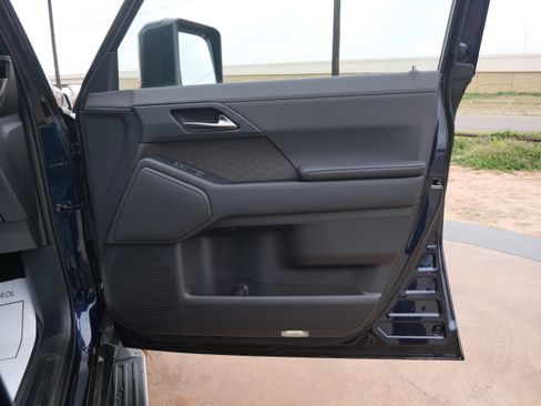 Used 2025 Lexus GX 550 image 15