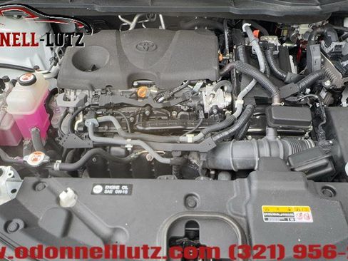 Used 2022 Toyota Sienna Limited FWD image 38