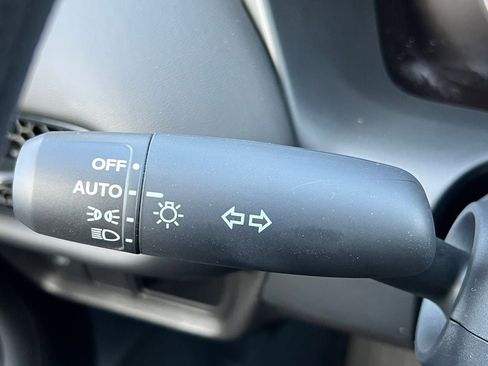 New 2026 Honda HR-V LX image 14