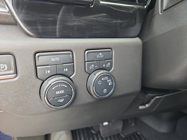 Used 2023 Chevrolet Silverado 1500 LT AWD/4WD image 12