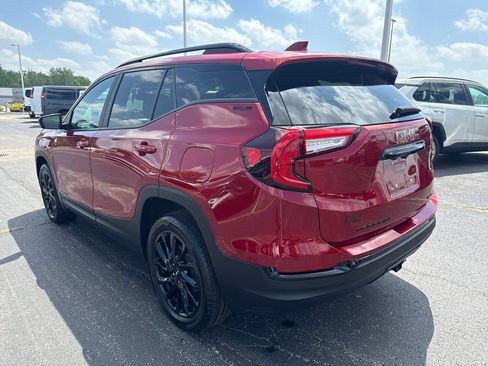 Certified 2023 GMC Terrain SLE w/ Driver Convenience Package AWD/4WD image 6