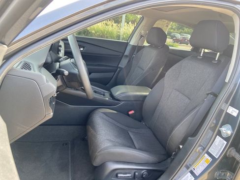 Used 2024 Honda Accord EX image 18