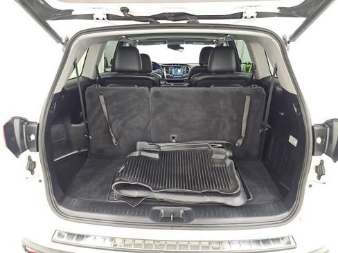 Used 2017 Toyota Highlander SE AWD/4WD image 34