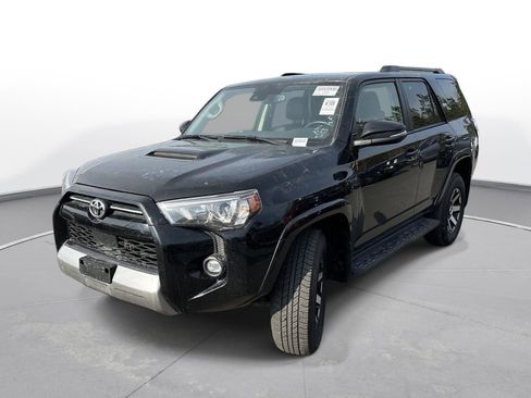 Certified 2024 Toyota 4Runner TRD Off-Road Premium image 2