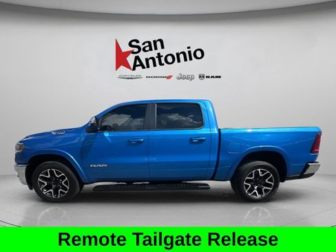 Certified 2025 RAM 1500 Laramie AWD/4WD image 8