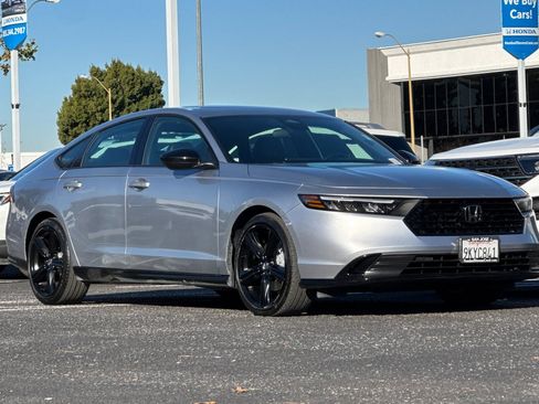 Used 2024 Honda Accord Sport image 6