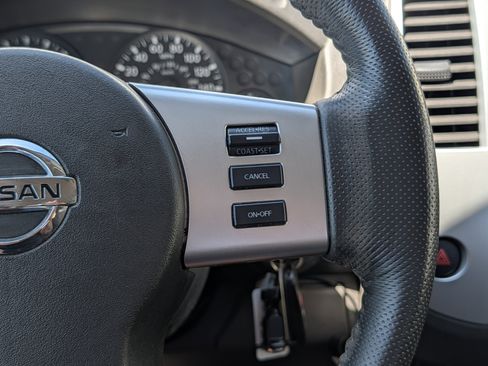 Used 2016 Nissan Frontier SV w/ SV Value Truck Package RWD image 27