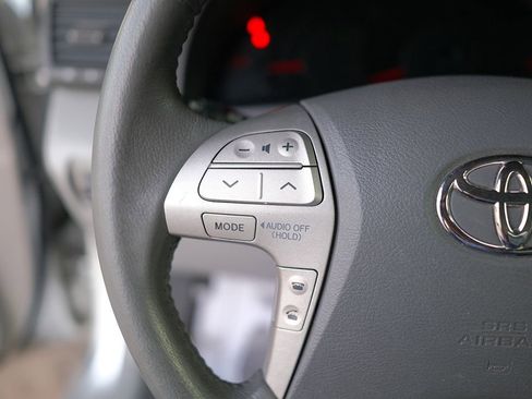 Used 2009 Toyota Camry XLE FWD image 15