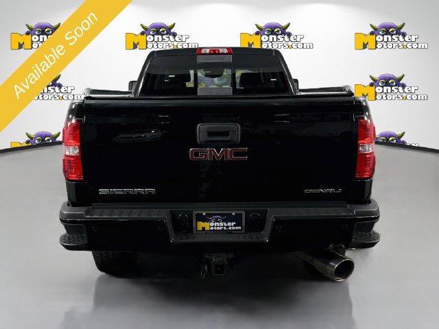 Used 2018 GMC Sierra 2500 Denali w/ Suspension Package, Off-Road AWD/4WD image 6