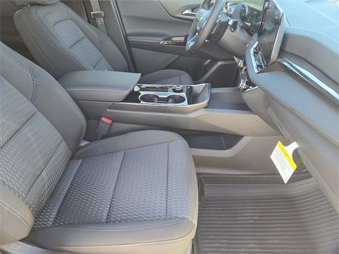 New 2026 Chevrolet Equinox LT image 14