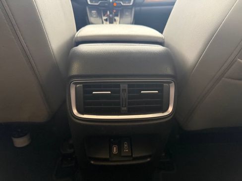 Used 2019 Honda CR-V Touring image 21